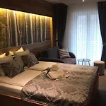 Отель Tazz - River Front Oasis Collection Бихач