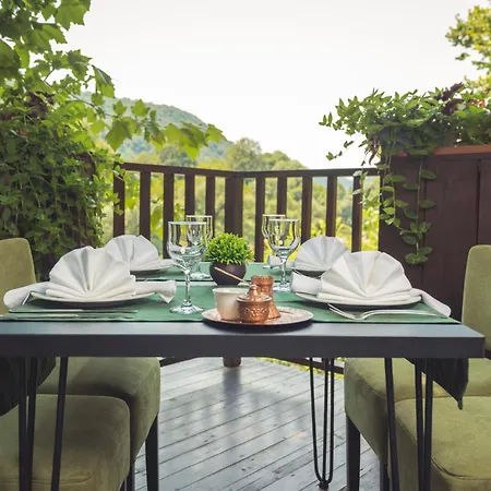 Ξενοδοχείο Tazz - River Front Oasis Collection 3*