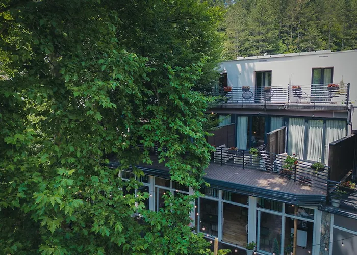 Tazz - River Front Oasis Collection 3*