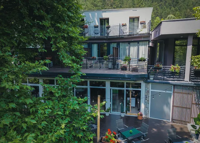 Tazz - River Front Oasis Collection Hotel