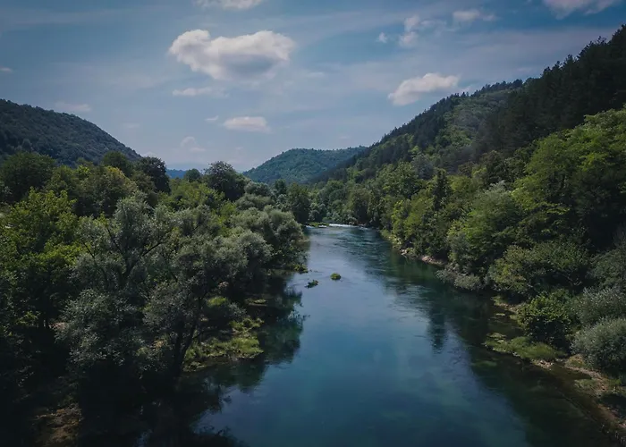 Hotel Tazz - River Front Oasis Collection