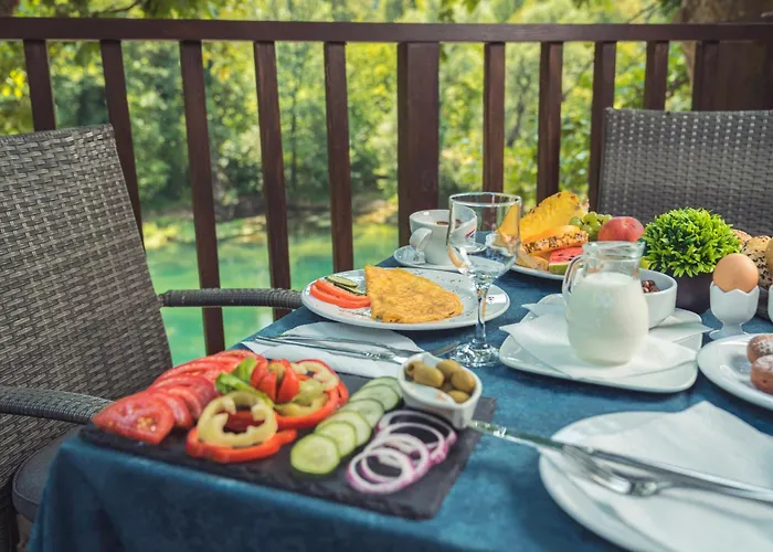 Tazz - River Front Oasis Collection Hotel