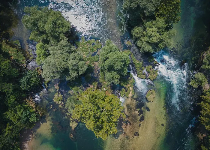 Tazz - River Front Oasis Collection Hotel 3*