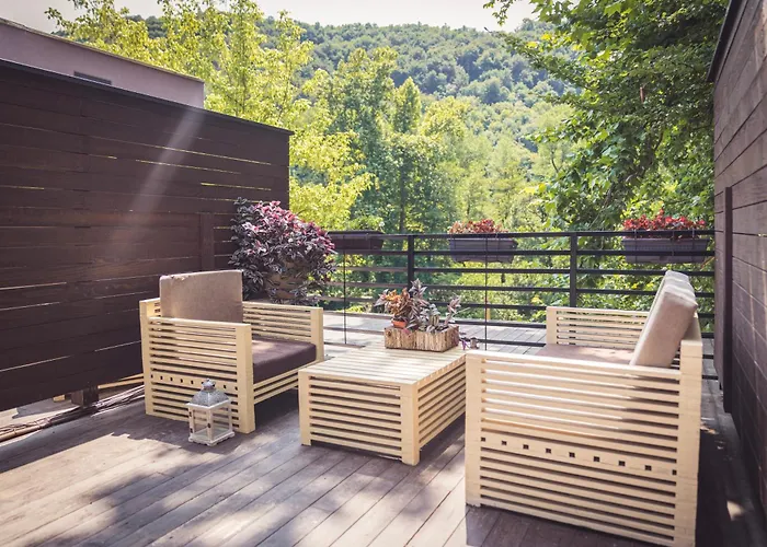 Hotel Tazz - River Front Oasis Collection