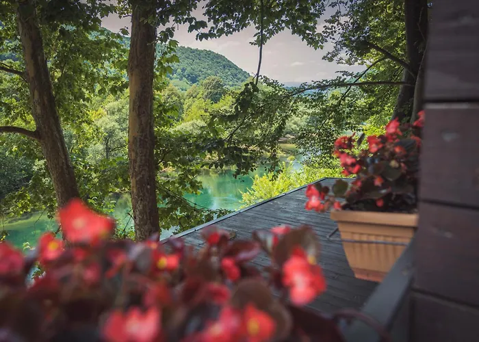 Tazz - River Front Oasis Collection 3*