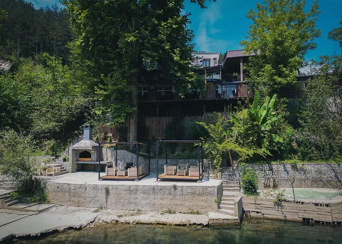 Tazz - River Front Oasis Collection