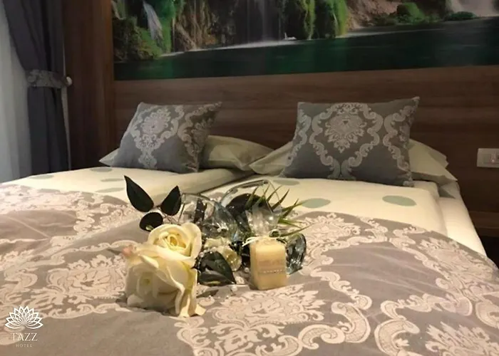 Hotel Tazz - River Front Oasis Collection 3*